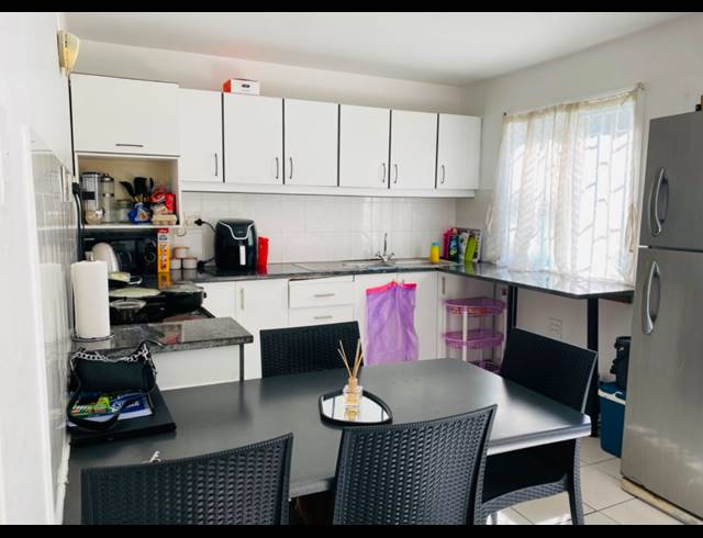 2 BEDROOM DUPLEX FOR SALE IN ASHLEY